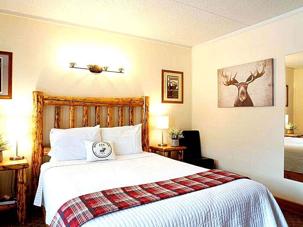 Moose Creek Inn (West Yellowstone) 