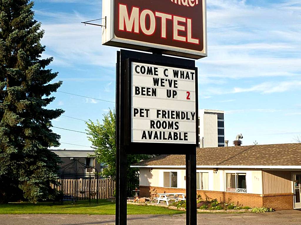 Northlander Motel