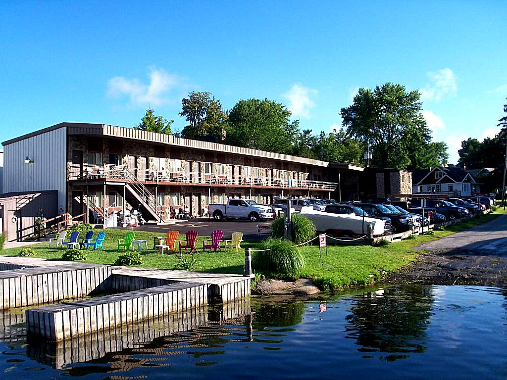 Otter Creek Inn (Alexandria Bay) 