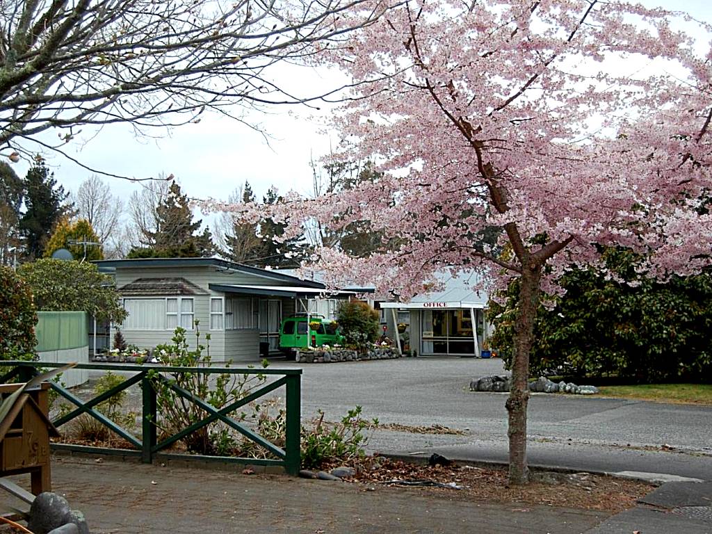 Tongariro River Motel